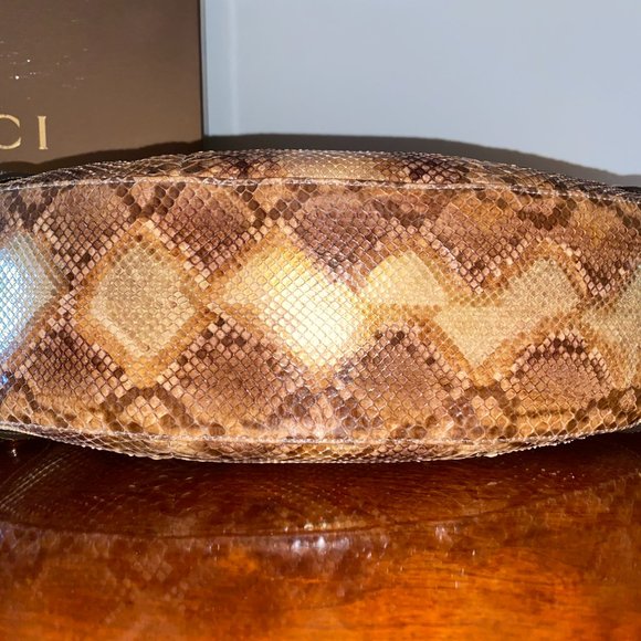 Gucci Pelham Medium Python Bag - Picture 5 of 6